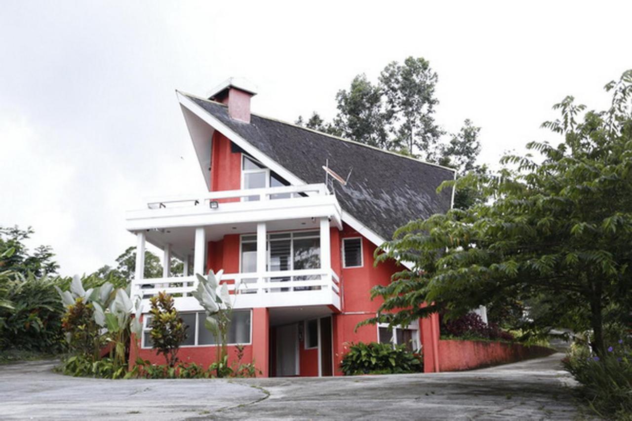 Villa Alam Indah By Anrha Bogor Kültér fotó