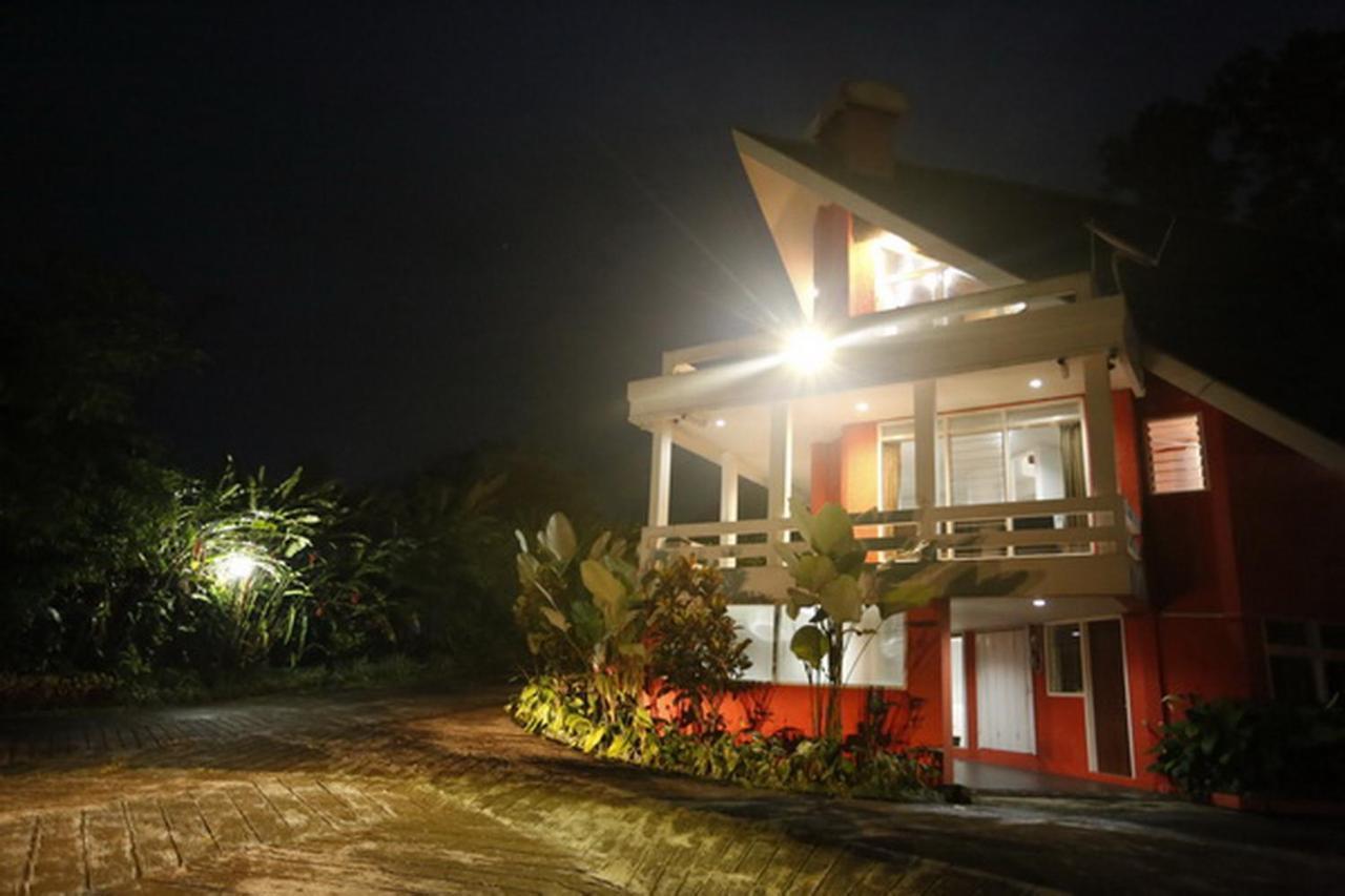 Villa Alam Indah By Anrha Bogor Kültér fotó